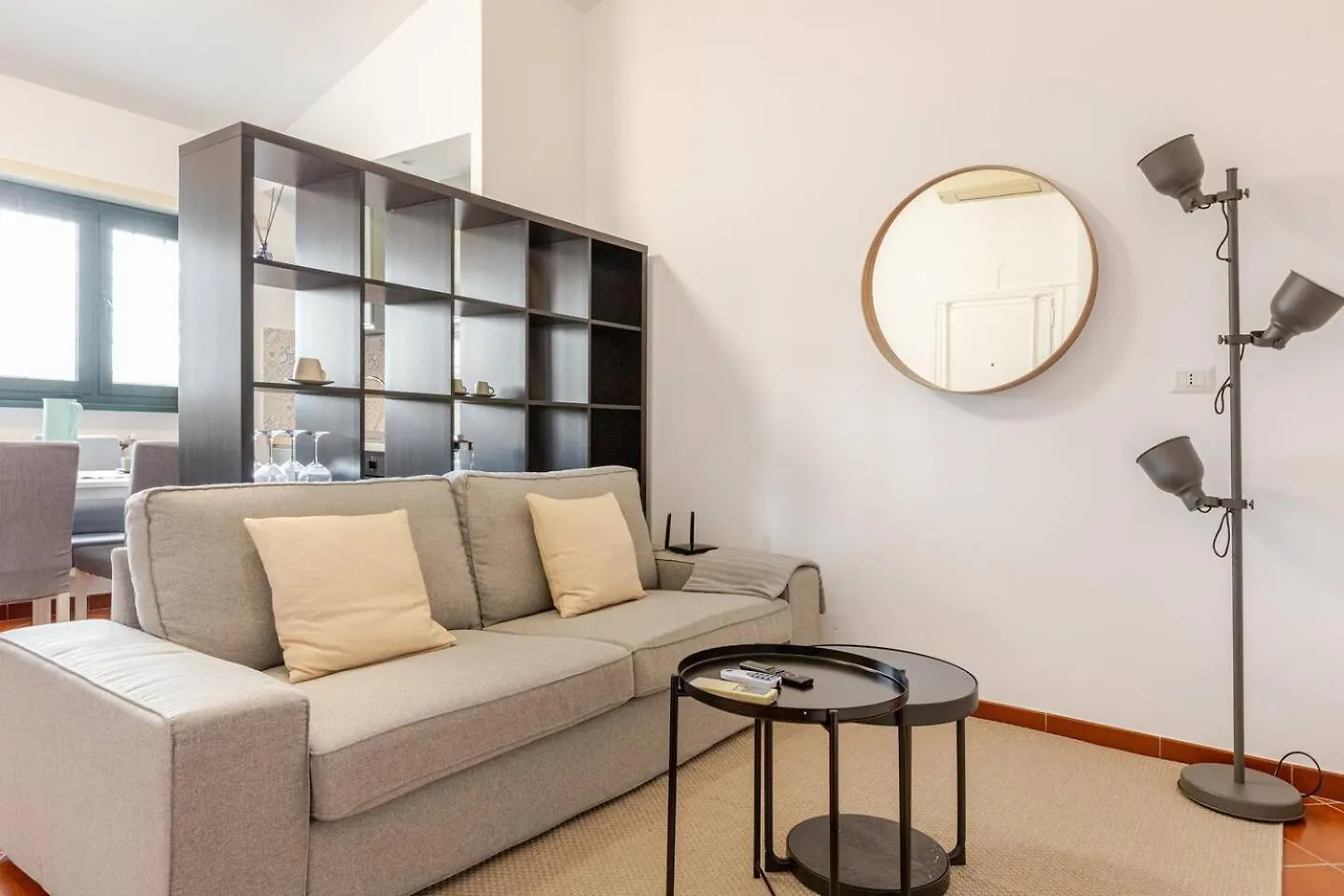 Rose Garden Park -Lily- Rome Apartment Italy